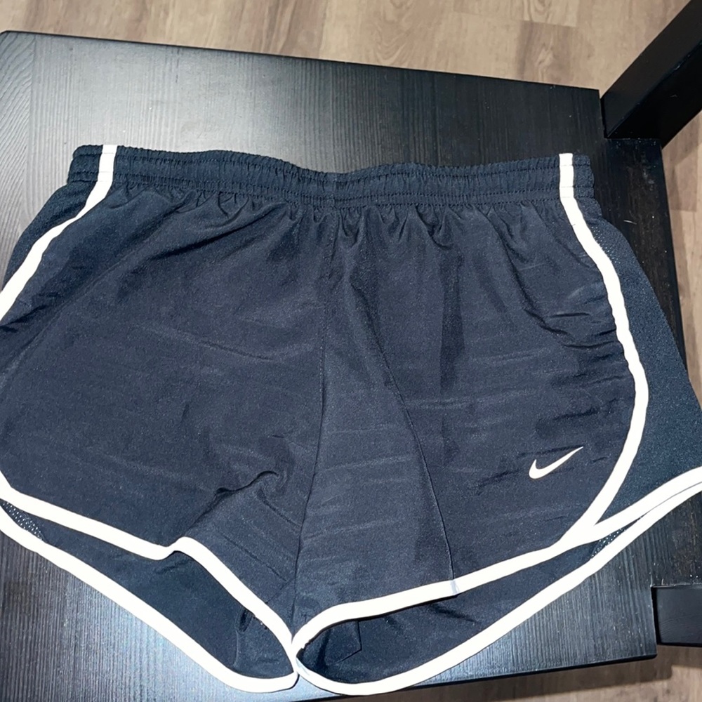 Nike short